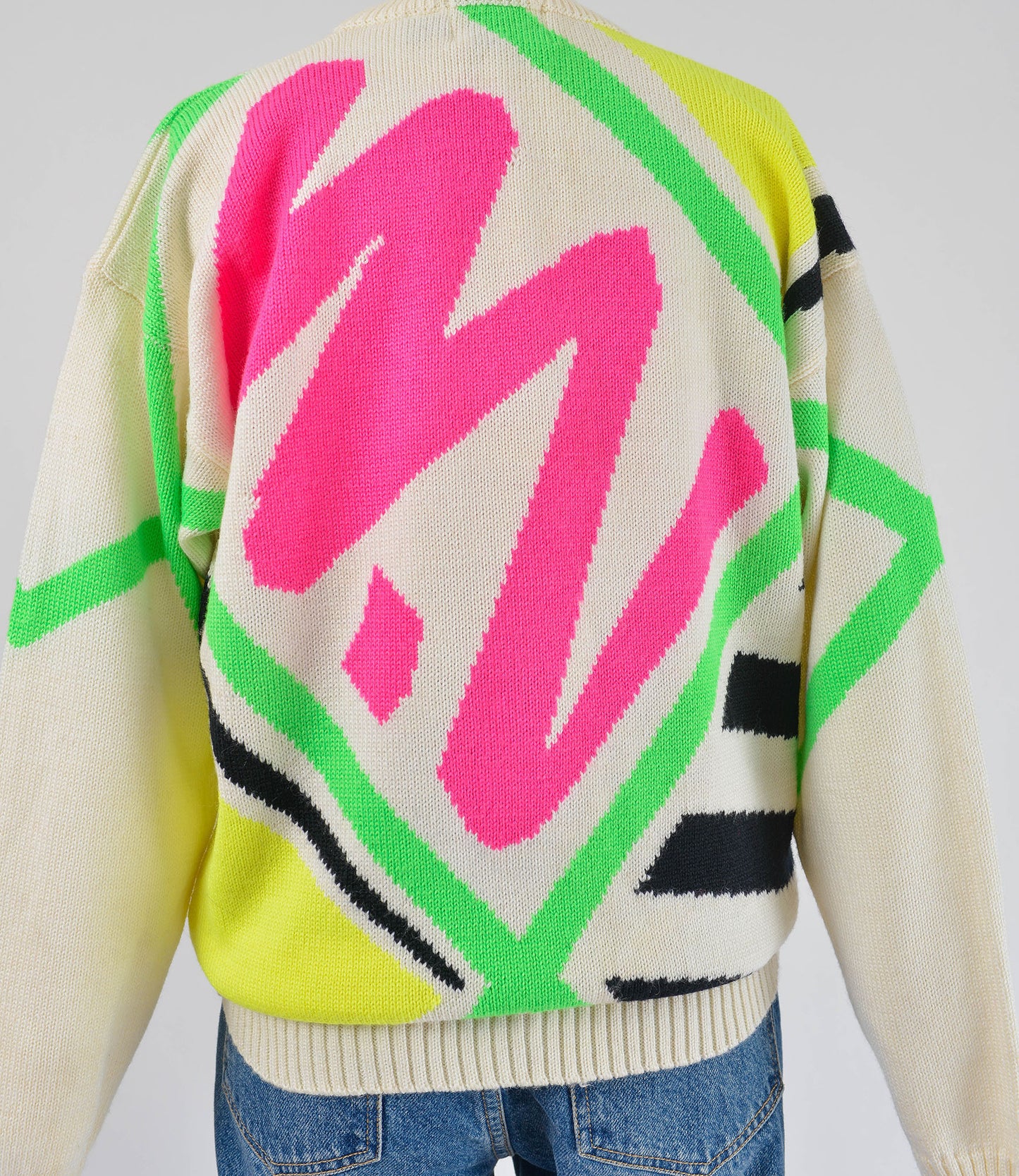 Vintage 80s Bold Cream Graphic Sweater Wool Knit Crewneck Pullover Sweater by Tyrolia size M