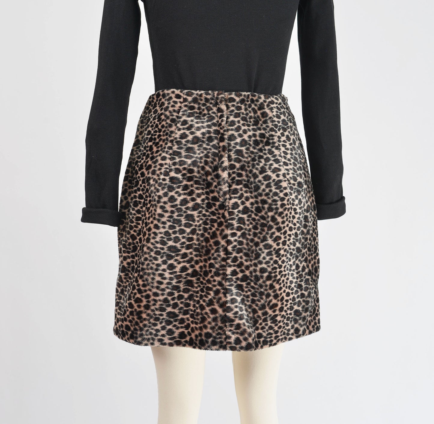 Vintage 90s Leopard Print Faux Fur Mini Skirt size S