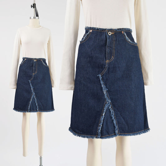 Vintage Y2K Guess dark wash denim jean skirt.