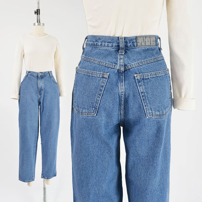 Vintage 90s Gitano high waisted tapered leg mom jeans.